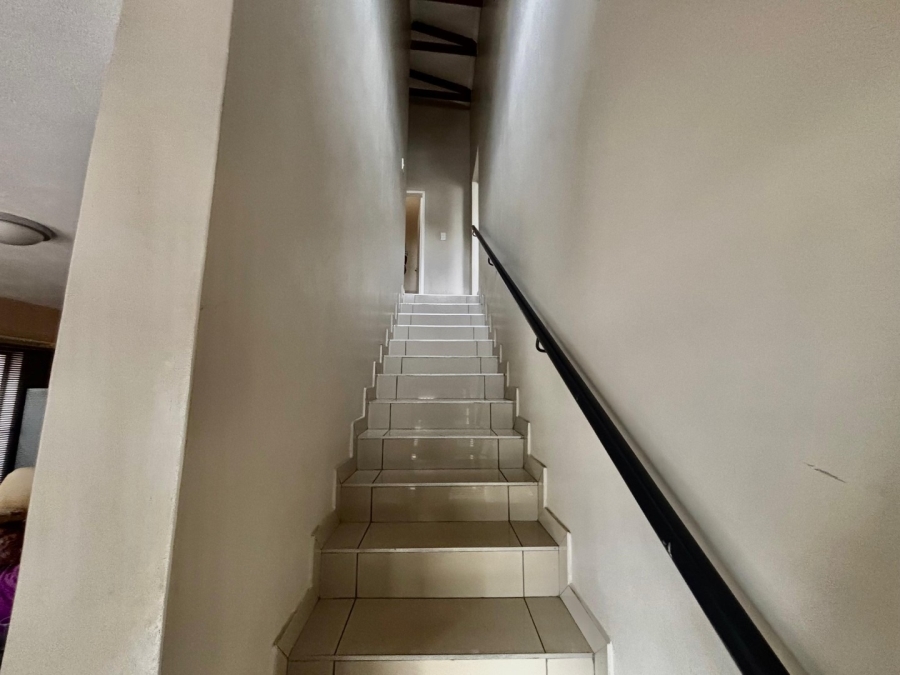 To Let 3 Bedroom Property for Rent in Waterkloof A H North West